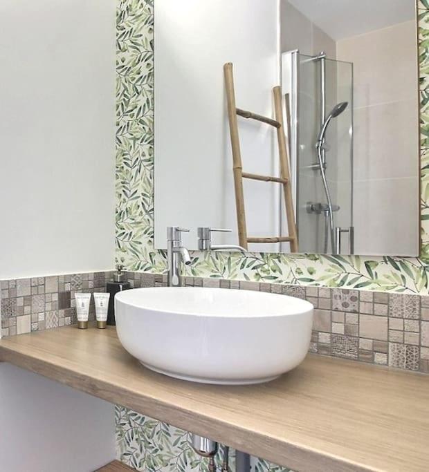 Appartement T2 Independant Au Coeur De La Ville Bourges Bagian luar foto